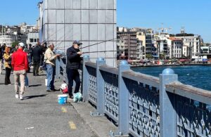 Fishing at the Golden Horn in Istanbul
